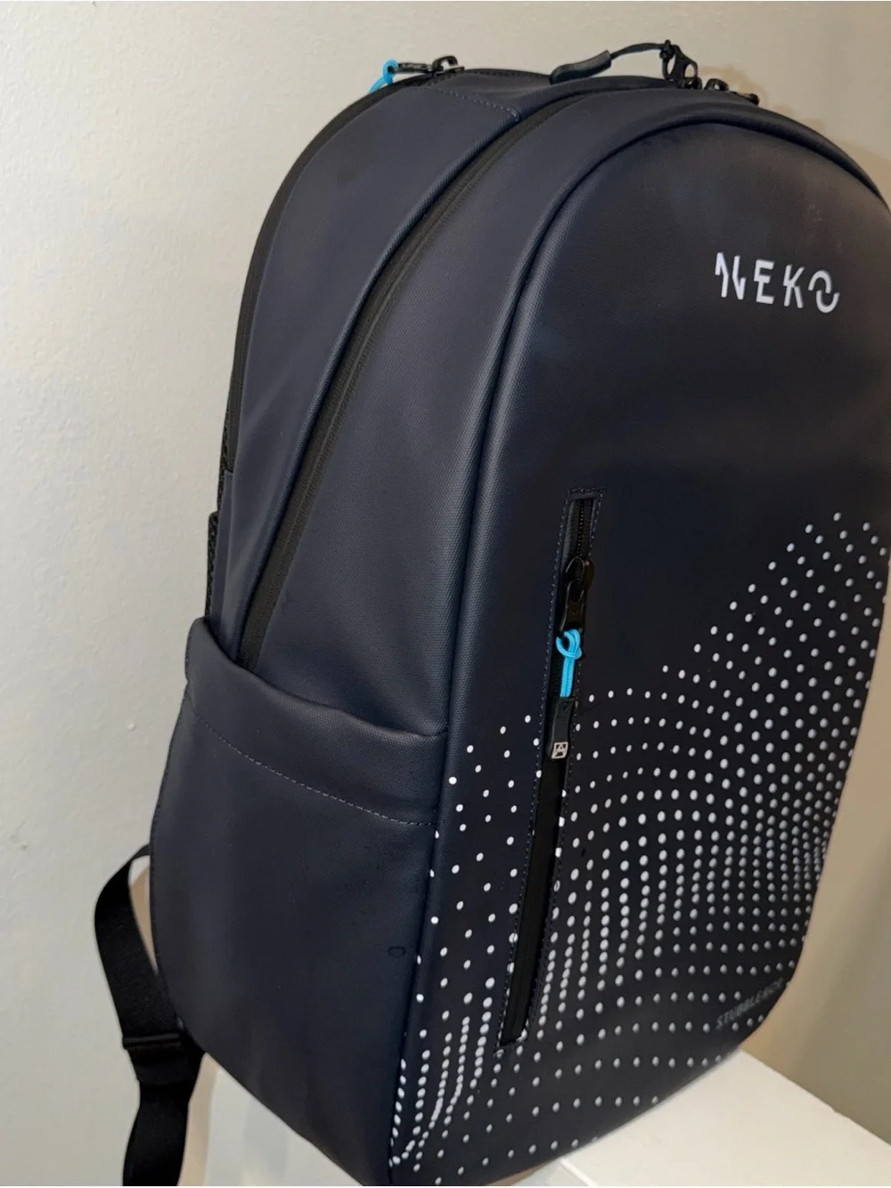 Stubble & Co Everyday Backpack 20L Black made n Sweden NWT!
